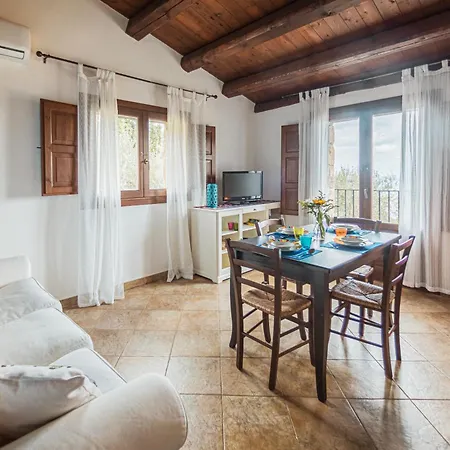 Apartment Thalia