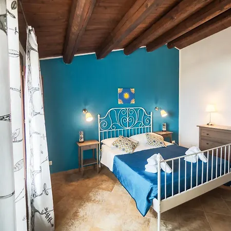 Apartment Thalia *